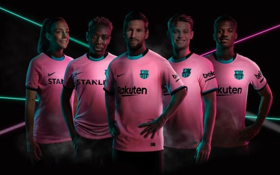 Мессі представив рожеву форму «Барселони»
