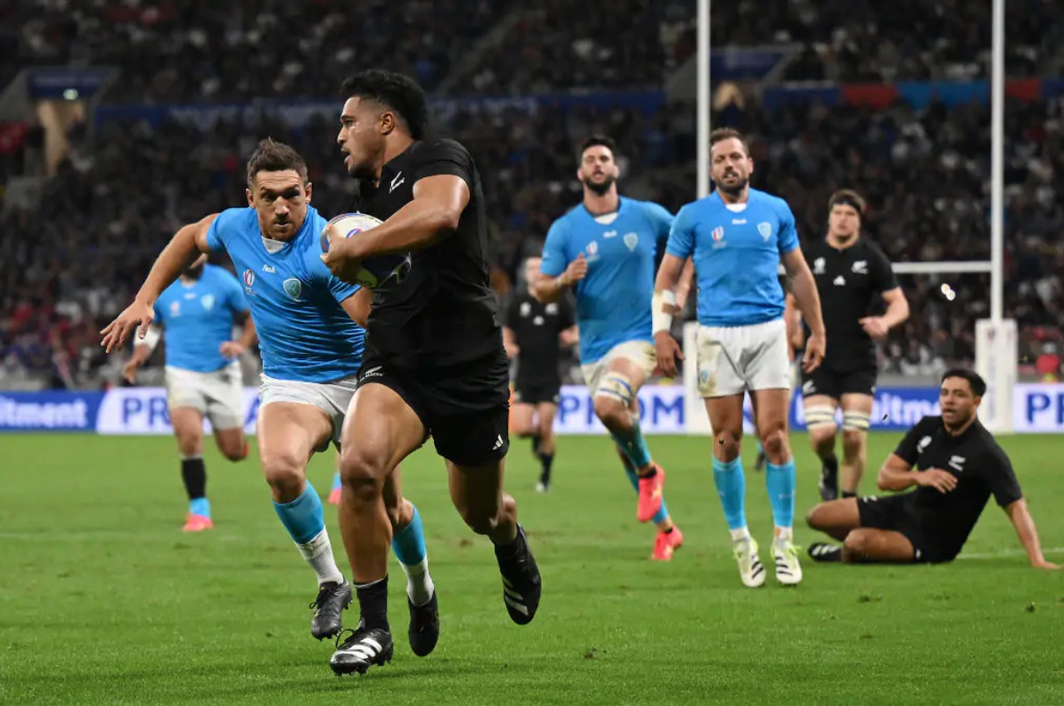 Новая Зеландия разгромила Уругвай в матче Кубка мира-2023 по регби