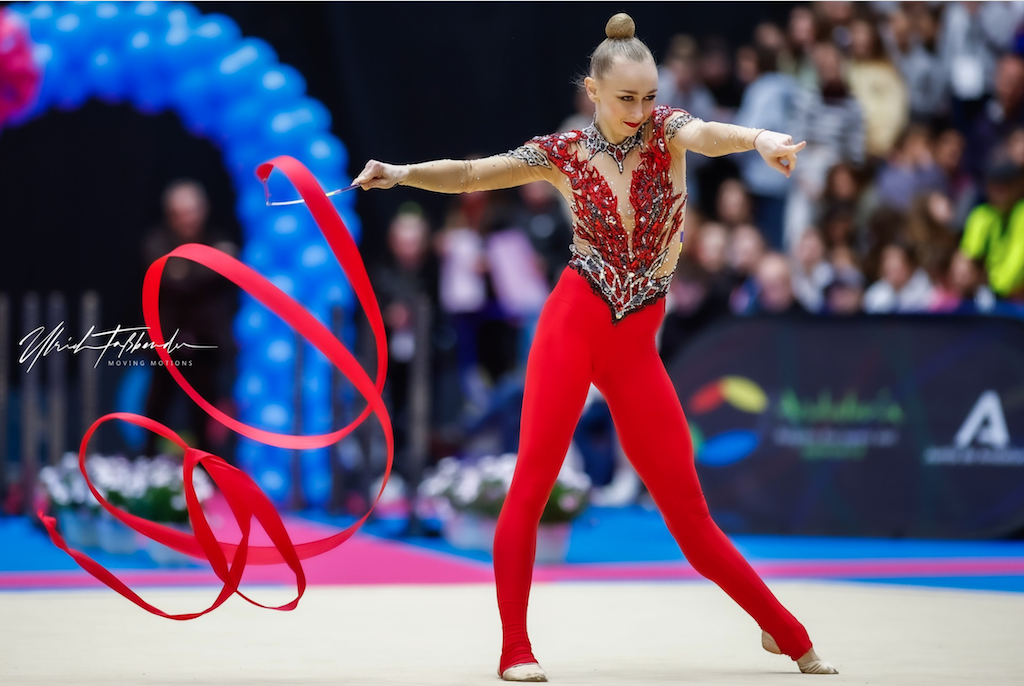 Онопрієнко та Онофрійчук вибороли «бронзу» на етапі Кубка світу з художньої гімнастики