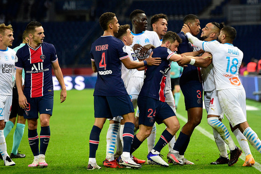 Запотиличник Неймара тягне на тривалу дискваліфікацію