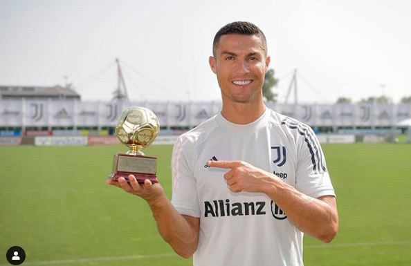 Роналду отримав приз найкращому бомбардирові