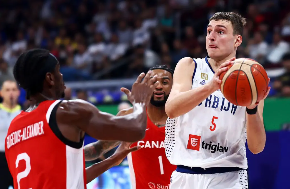 Сербия прошла в финал чемпионата мира по баскетболу