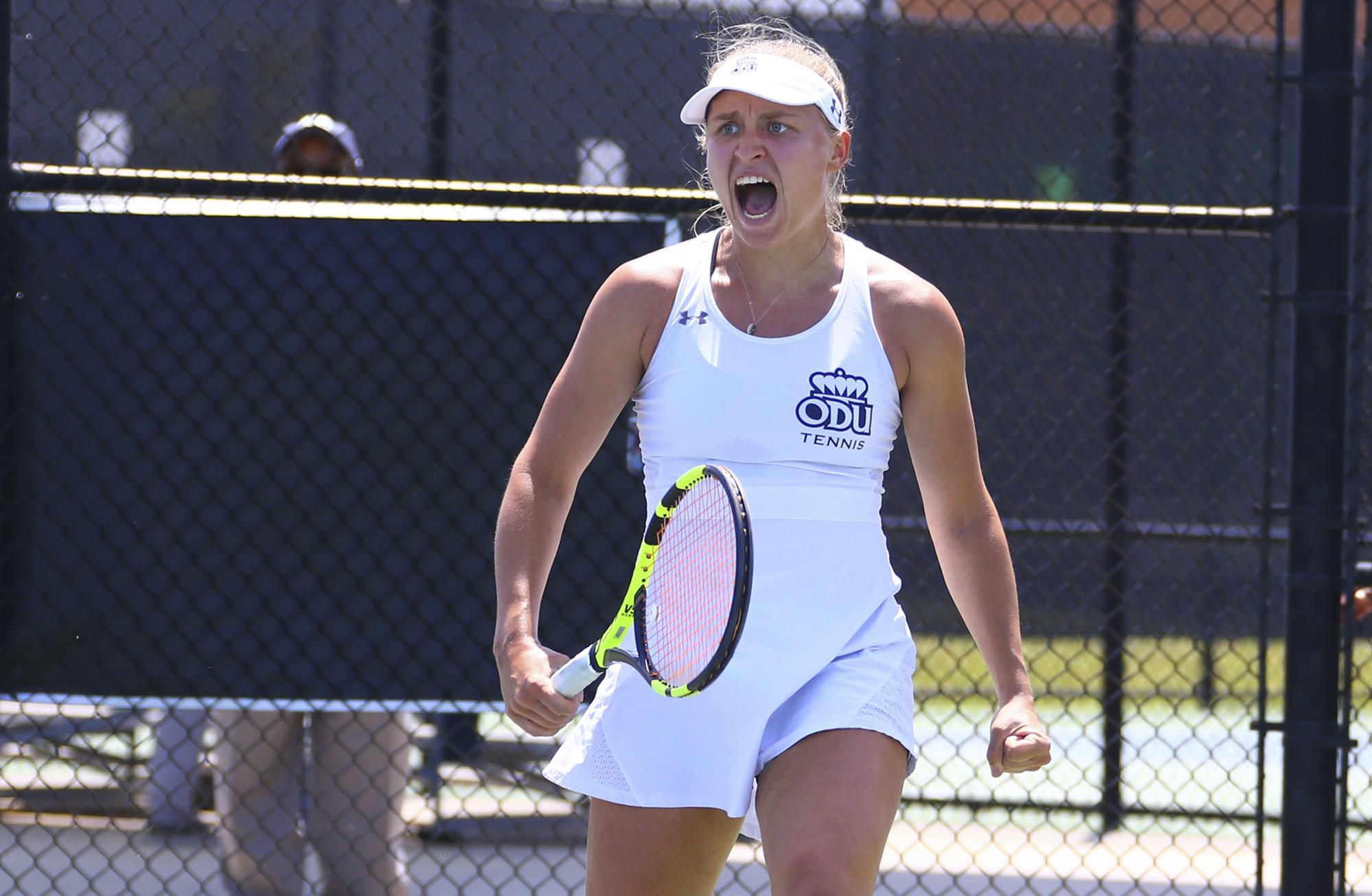 Стародубцева одержала победу в финале турнира WTA в США