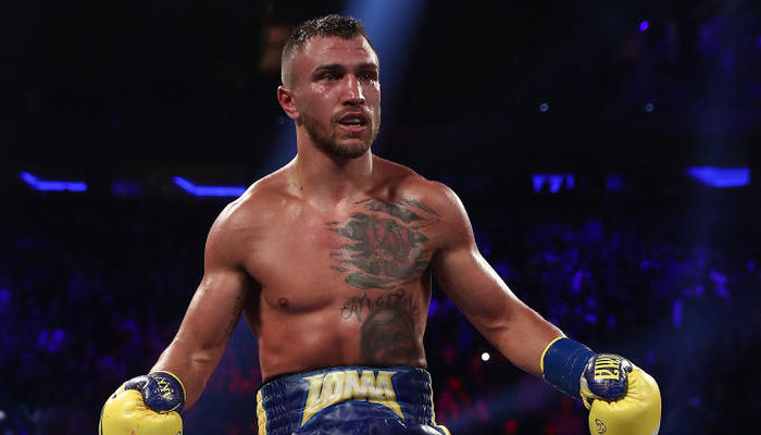 Стал известен гонорар Ломаченко за бой с Лопесом