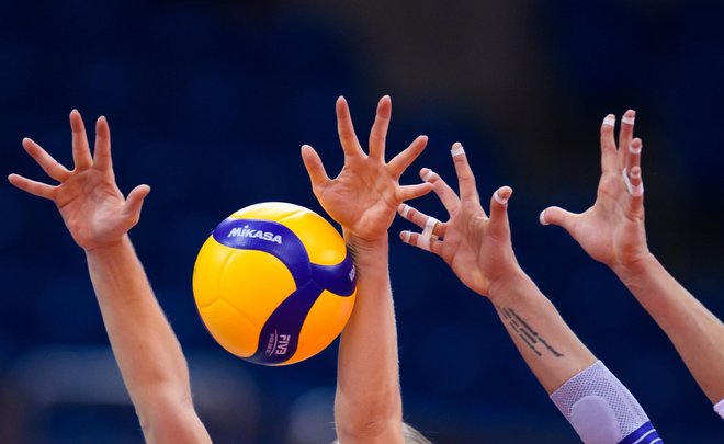 Украина сыграет со Словенией на женском ЧЕ по волейболу