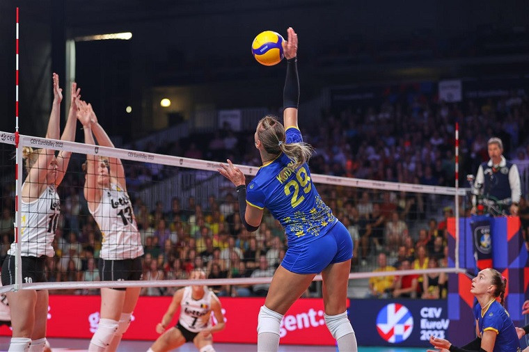 Украина выйдет против Чехии на женском ЧЕ по волейболу