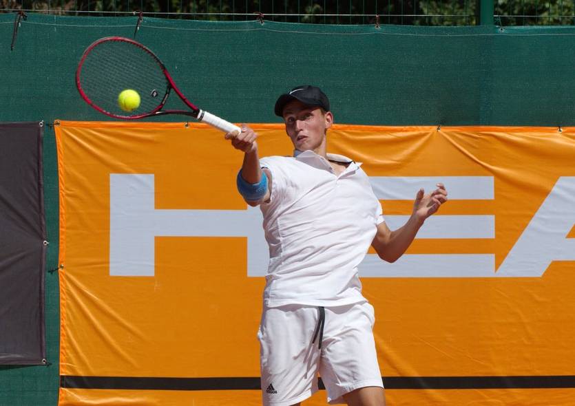 Украинец победил на теннисном турнире ITF в Анталии