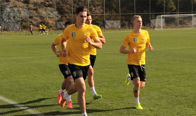 У клубі української Прем'єр-ліги 27 осіб заразилися коронавірусом