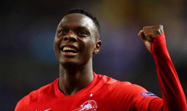 До «Лестера» переходить нападник «Зальцбурга» Дака