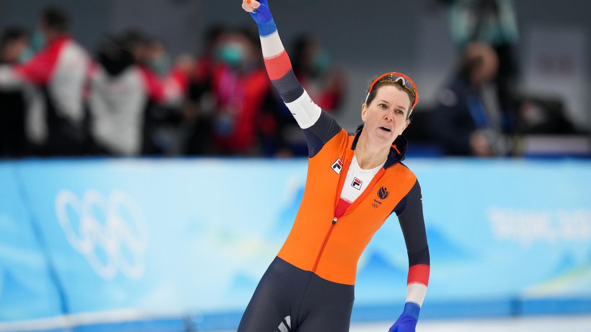 Вюст выиграла золото в конькобежном спорте и добилась уникального достижения