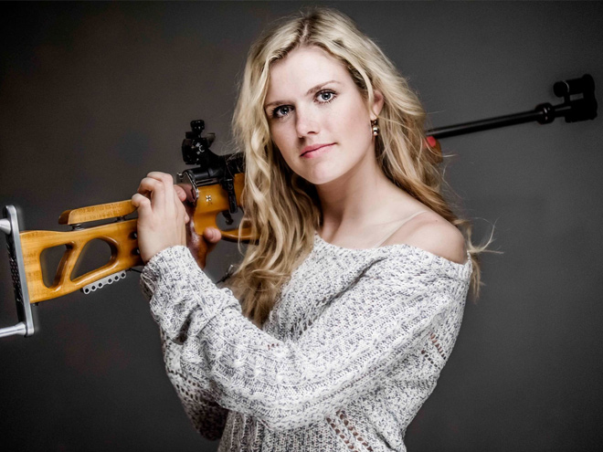 Зірка біатлону повернула собі дівоче прізвище